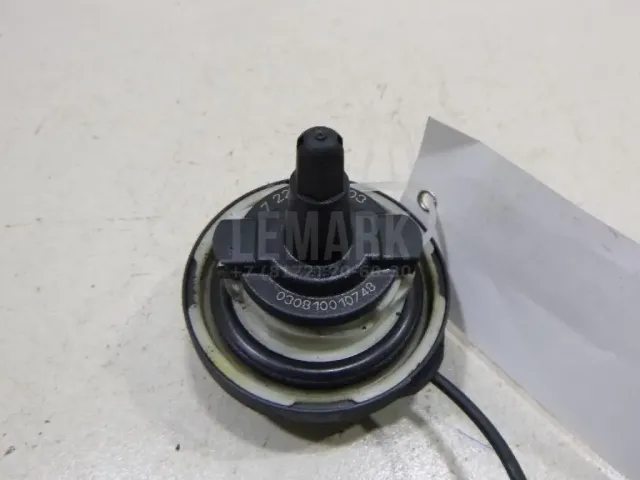 Крышка топливного бака для  BMW 7-serie E65/E66 2001-2008