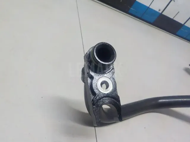 Трубка масляного радиатора для  Ford Fiesta 2001-2008