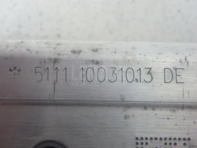 Кронштейн усилителя переднего бампера правый для  Astra HD 8 2005-2011