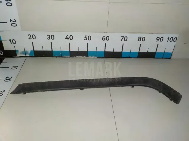 Молдинг заднего бампера левый