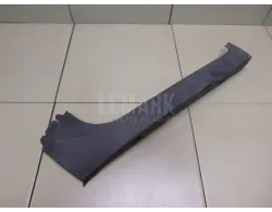 Обшивка двери багажника