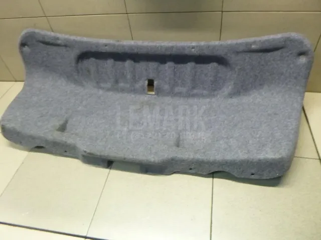 Обшивка крышки багажника