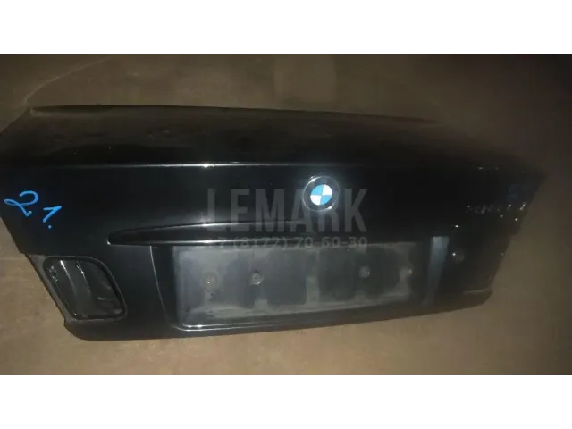 Вставка замка багажника для  Audi A8 [4D] 1999-2002