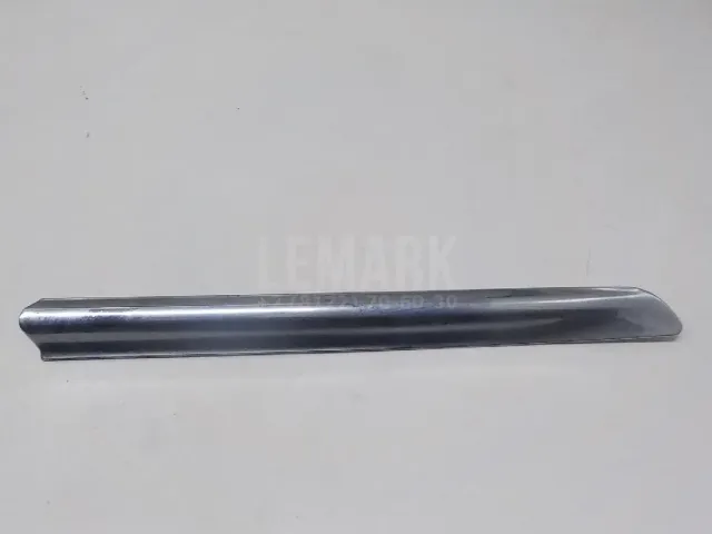 Молдинг переднего левого крыла для  Audi A4 [B6] 2000-2004