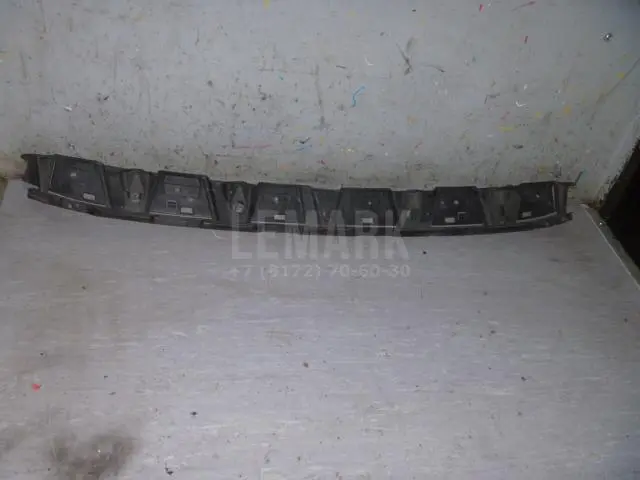 Направляющая заднего бампера для  Audi A2 [8Z0] 2000-2005