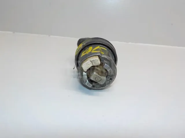 Вставка замка зажигания с ключом