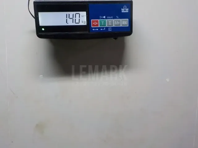 Спойлер (дефлектор) багажника