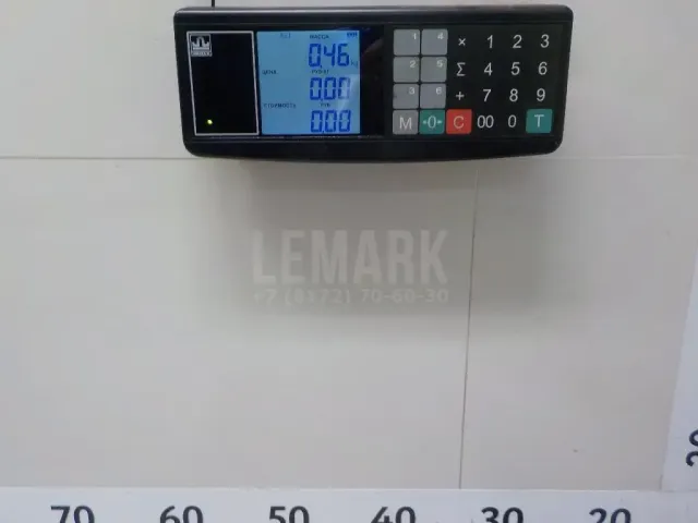 Накладка двери задней левой