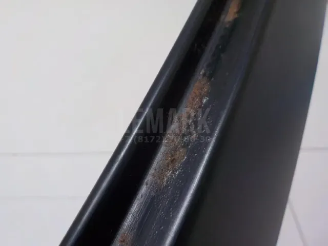 Накладка двери задней левой