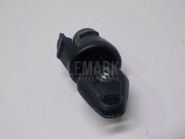 Вставка замка зажигания с ключом