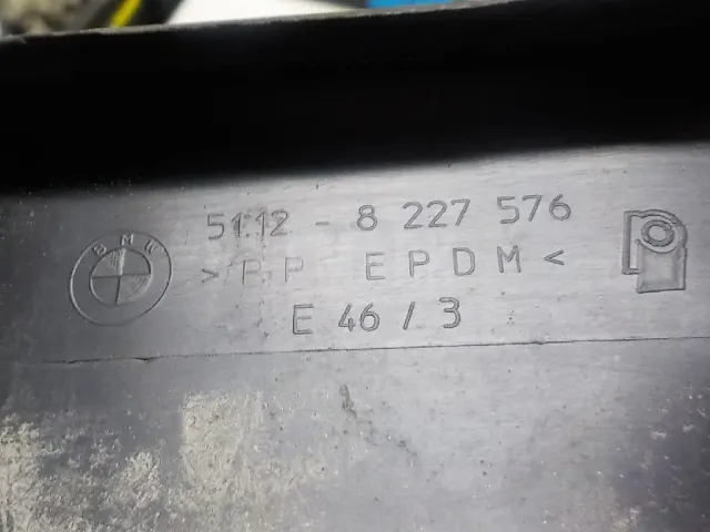 Молдинг заднего бампера правый для  BMW 1-serie E82/E88 2007-2013