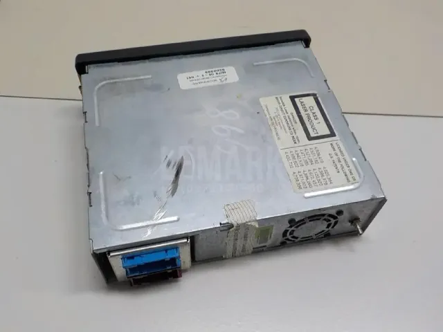 Проигрыватель CD/DVD