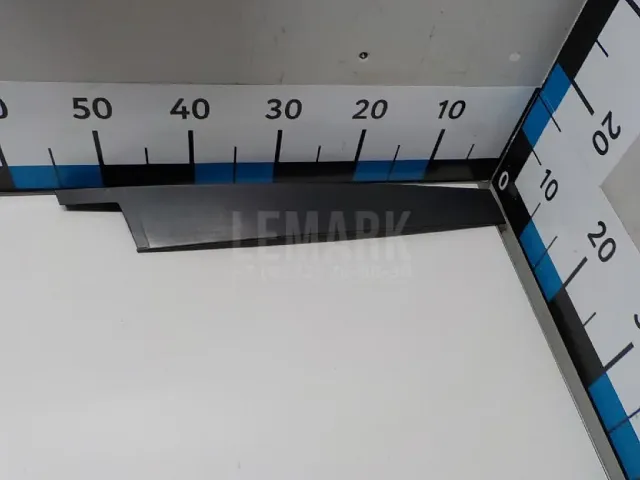 Накладка стойки