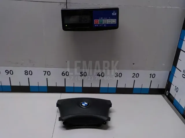 Подушка безопасности в рулевое колесо