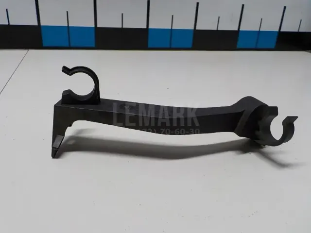 Держатель для  Chevrolet Metro (MR226) 1998-2001