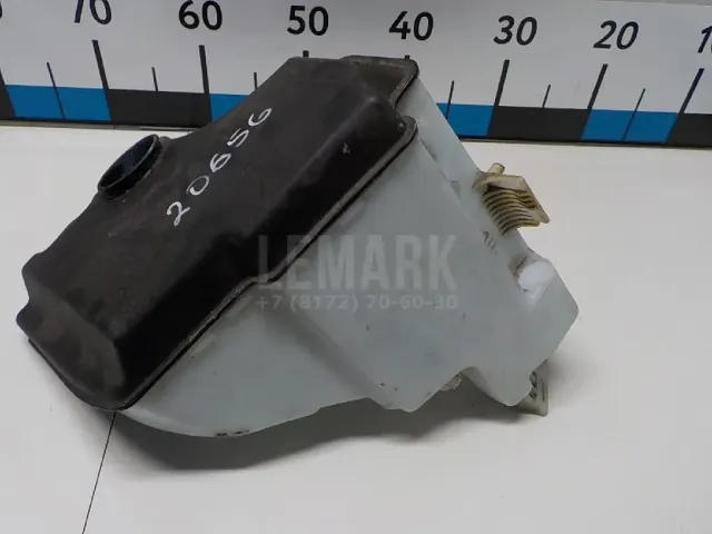 Бачок омывателя лобового стекла для  Ford Kuga 2008-2012