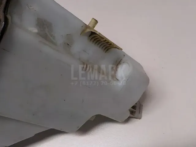 Бачок омывателя лобового стекла для  Ford Kuga 2008-2012