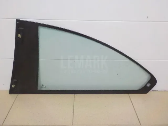 Стекло кузовное открывающееся (форточка) правое для  Citroen Xantia 1993-1998