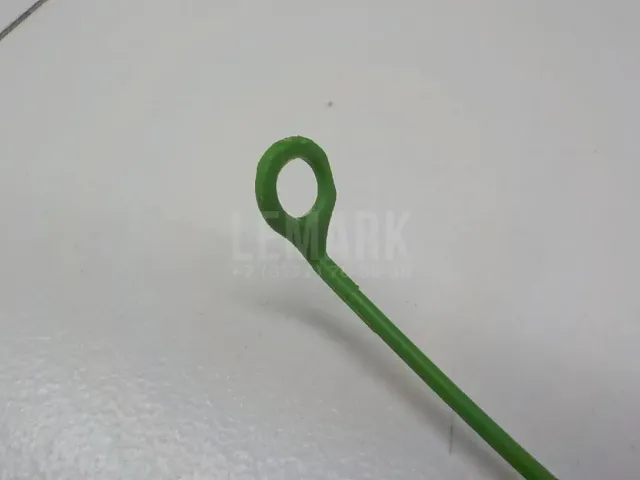 Трос лючка бензобака