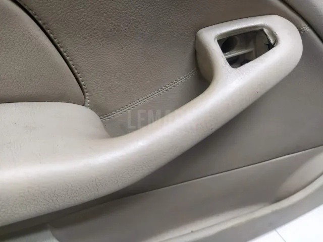 Обшивка двери передней левой для  BMW X4 F26 2014-2018
