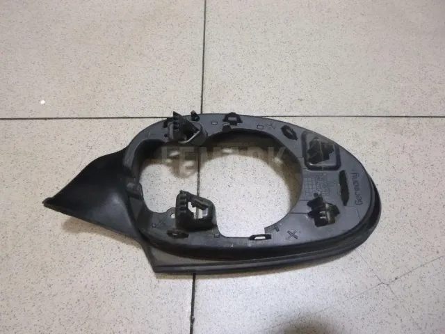Рамка зеркала левого для  BMW X2 U10 2023