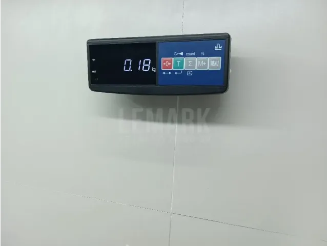 Решетка в бампер левая