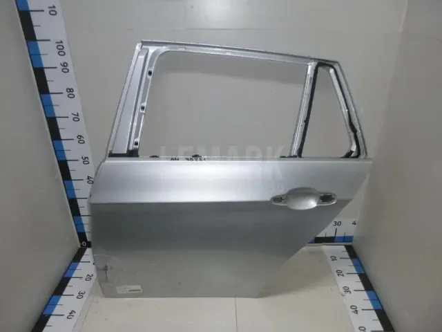 Дверь задняя левая