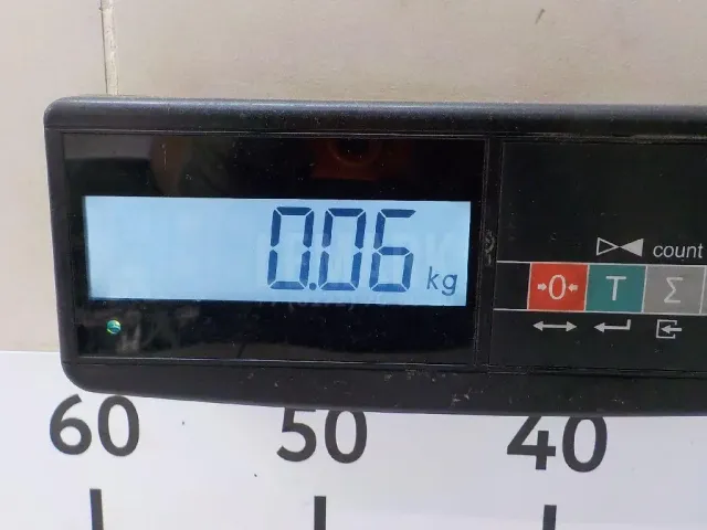 Ответная часть замка капота