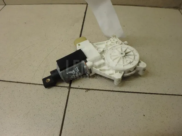 Моторчик стеклоподъемника