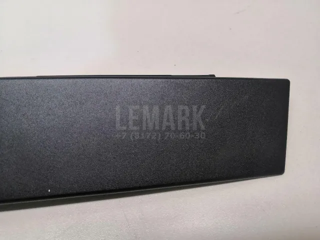 Накладка двери задней правой для  Ford Focus III 2011-2019