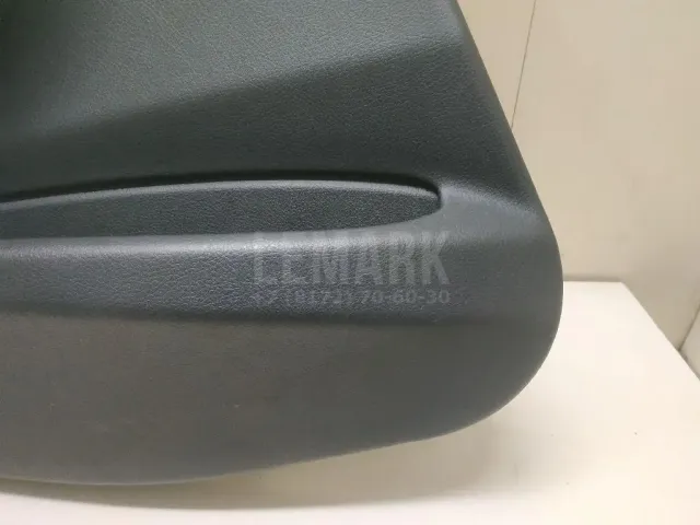 Обшивка двери задней левой