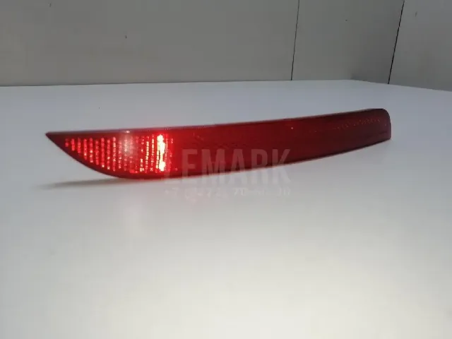 Отражатель в бампер задний левый для  Fiat Stilo 2002-2010