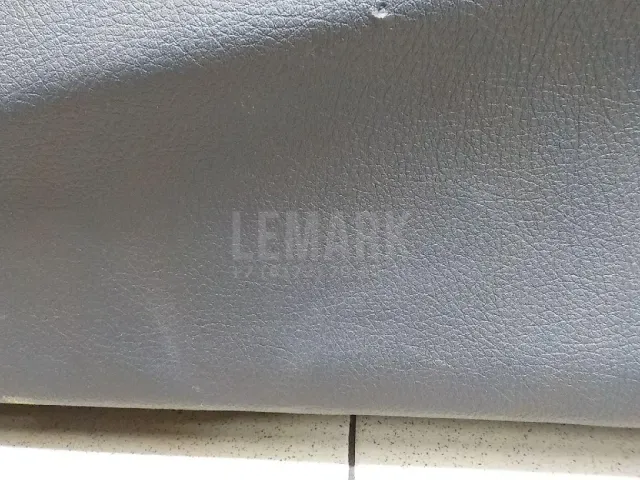 Обшивка двери передней правой для  Citroen C5 2004-2008
