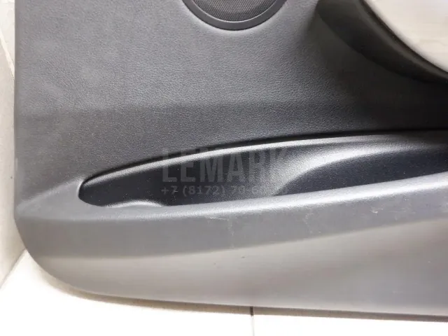 Обшивка двери передней правой для  Ford KA 2016