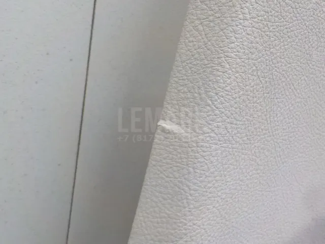 Обшивка двери передней правой для  Citroen C5 2004-2008