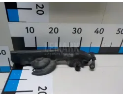 Уплотнитель капота
