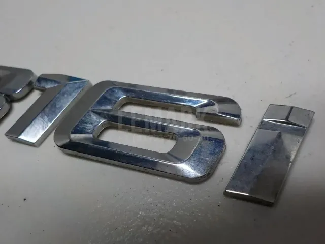 Эмблема на крышку багажника для  Ford Fusion 2002-2012