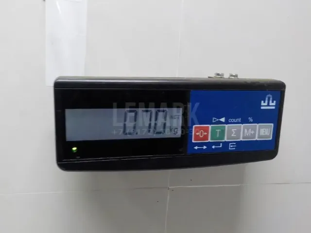 Уплотнитель стекла двери