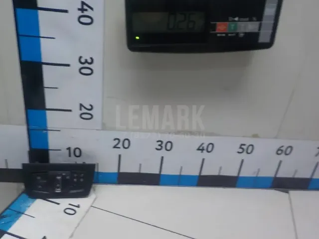 Переключатель света фар