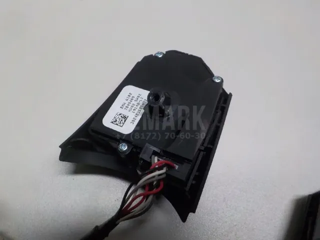 Кнопка многофункциональная для  GM Pontiac Vibe 2002-2007