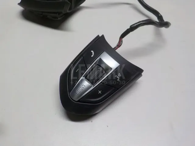 Кнопка многофункциональная для  GM Pontiac Vibe 2002-2007