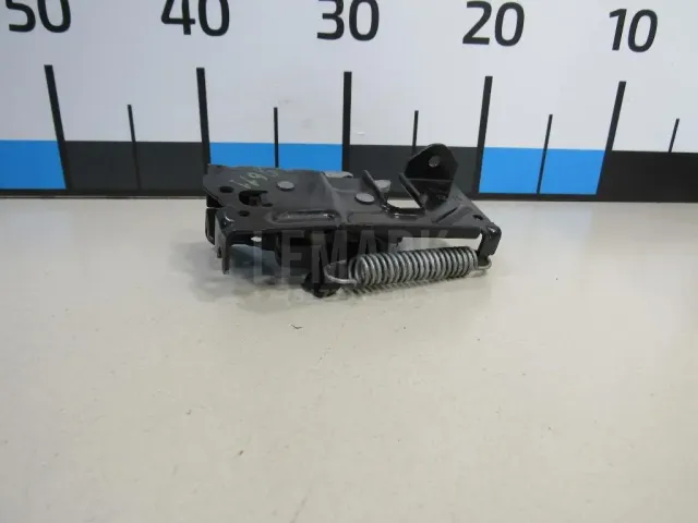 Замок капота для  Ford Focus II 2008-2011