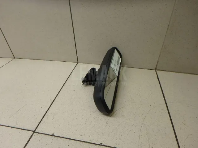Зеркало заднего вида