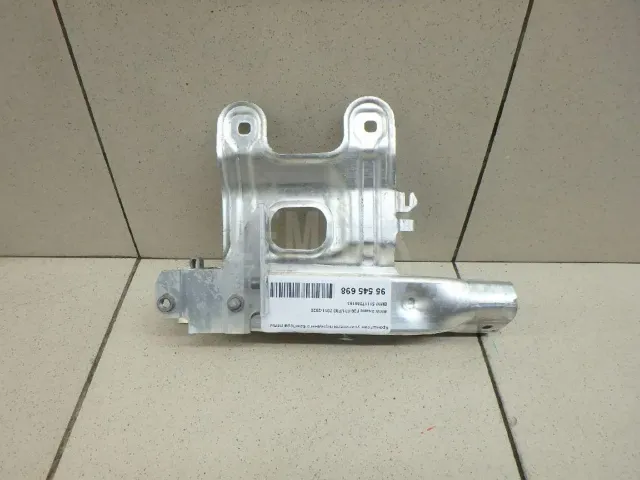 Кронштейн усилителя переднего бампера левый для  Ford C-MAX 2003-2010