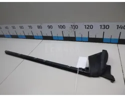 Накладка стекла переднего левого