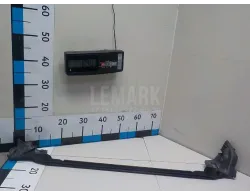 Накладка стекла заднего правого