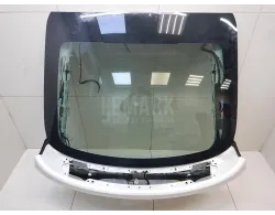 Дверь багажника со стеклом