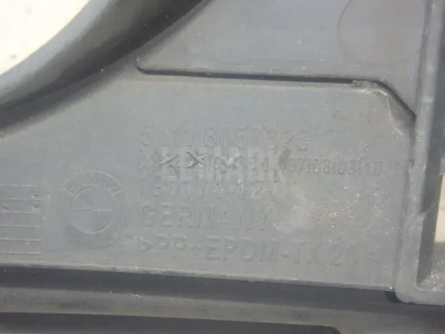 Решетка в бампер левая для  Great Wall Hover H3 2010-2014