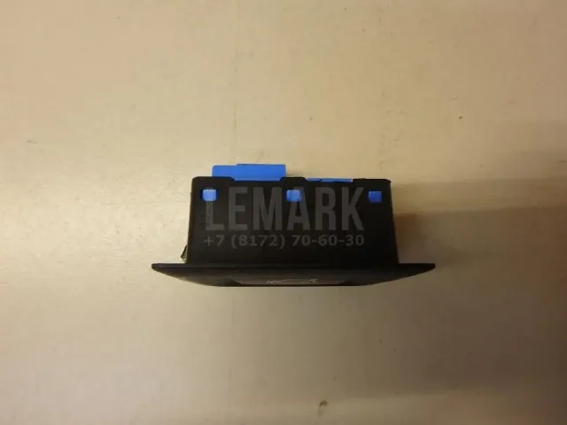 Кнопка открывания багажника для  Ford Escape EUR 2007-2009