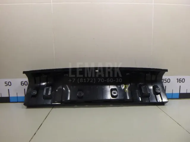 Обшивка багажника